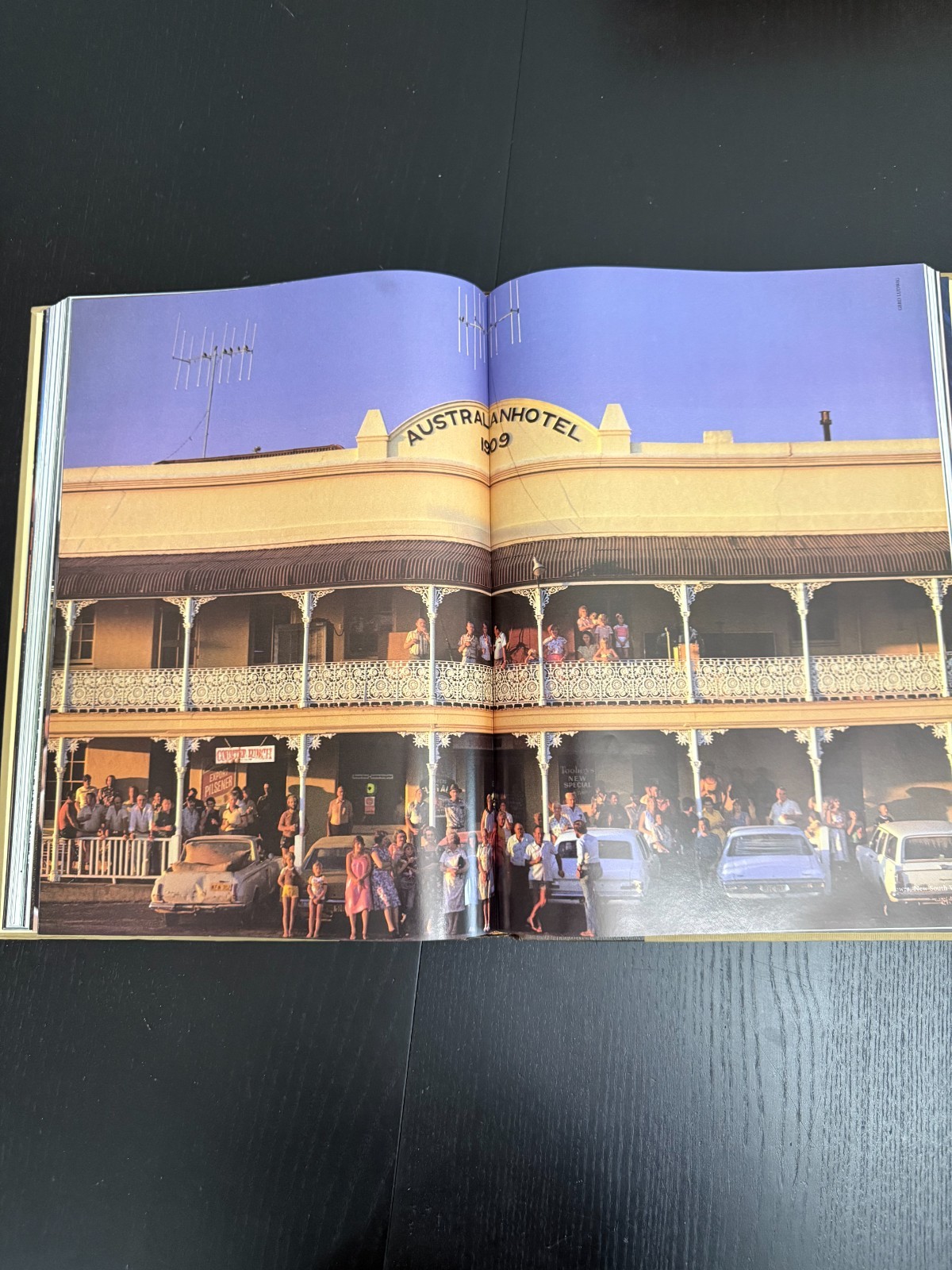 A Day In The Life Of Australia by Rick Smolan Andy Park Hardcover