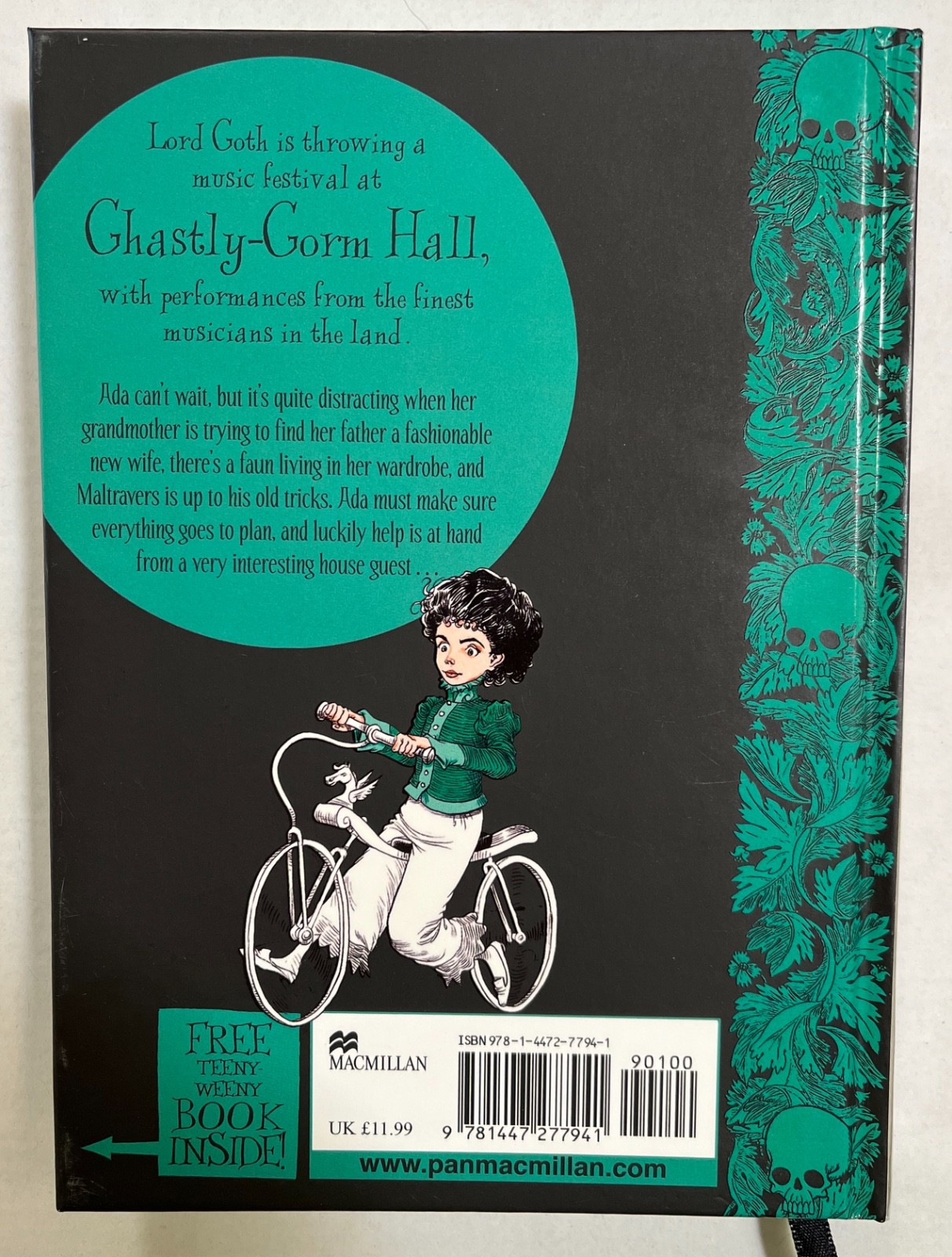 Goth Girl Series (4 books) – Chris Riddell – Hardcover
