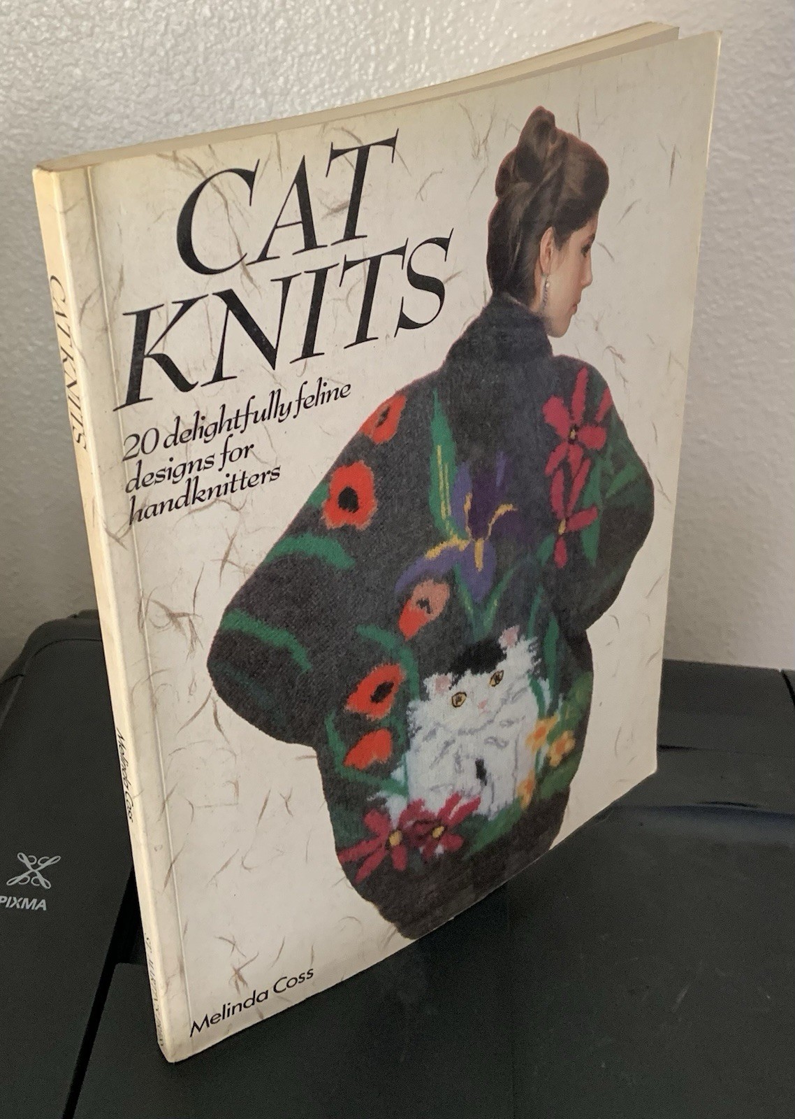 Cat Knits: 20 delightfully feline designs for handknitters