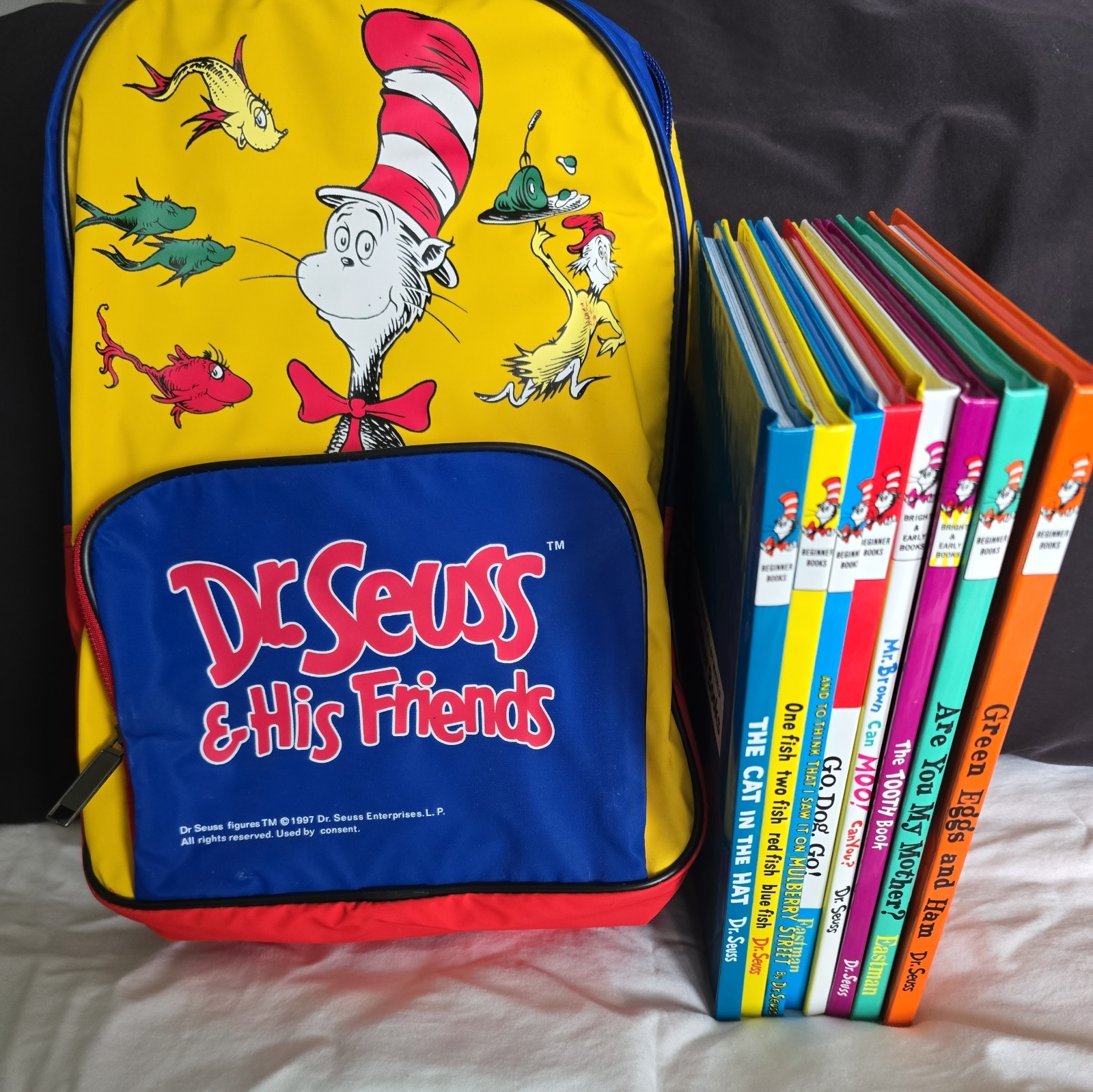 DR. SEUSS Vintage 8 Beginner Books and Bookbag