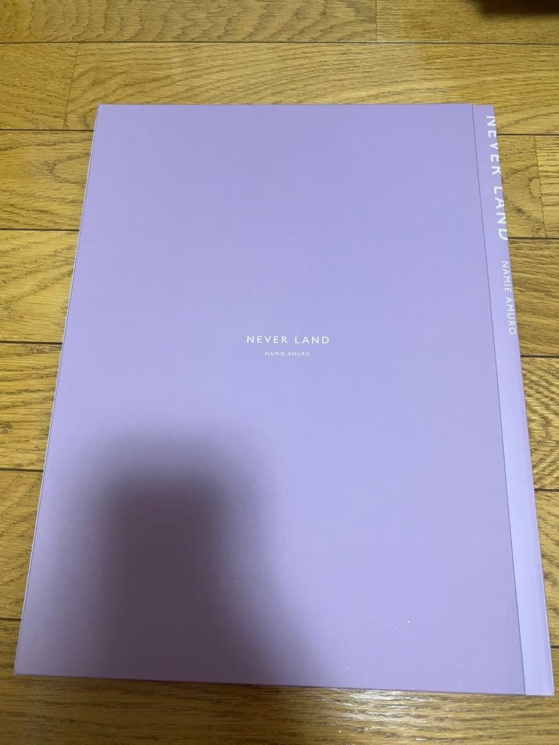 Amuro Namie Photo Book NEVER LAND Light Purple Concert Tour Memorabilia