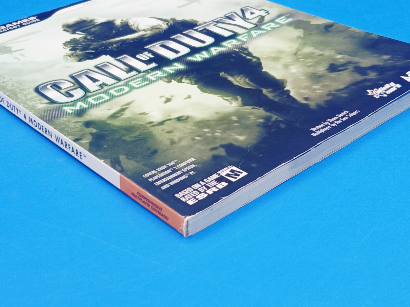 Call of Duty 4: Modern Warfare Official Strategy Guide – Paperback.