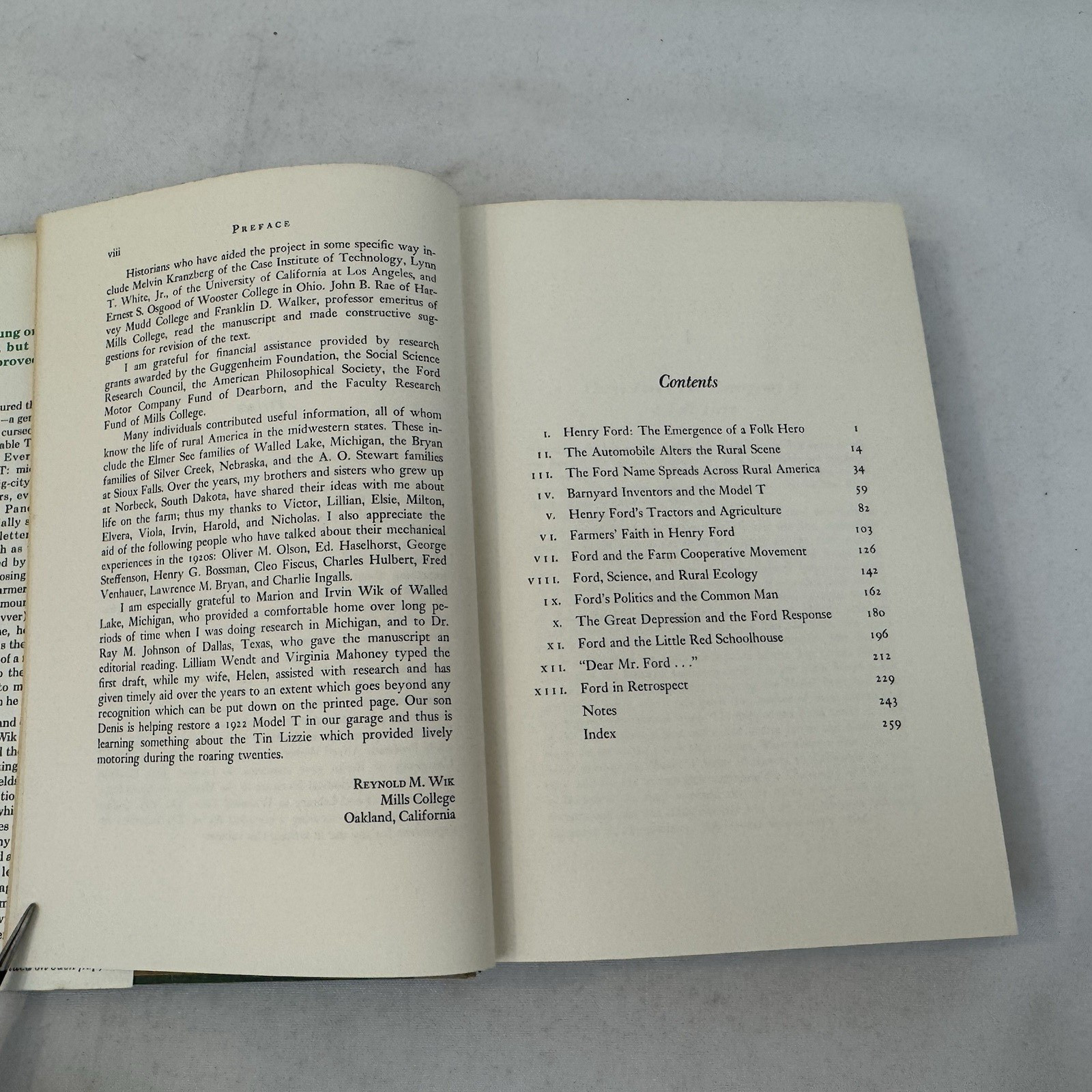HENRY FORD AND GRASS ROOTS AMERICA REYNOLD M WIK UNIV MICHIGAN PRESS 1972 HC/DJ.