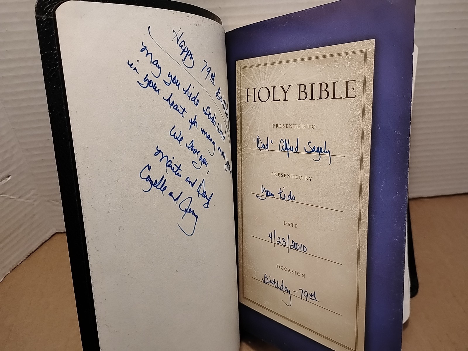 Holy Bible : New King James Version – 2006 – Bonded Leather Personal Size w/ Box