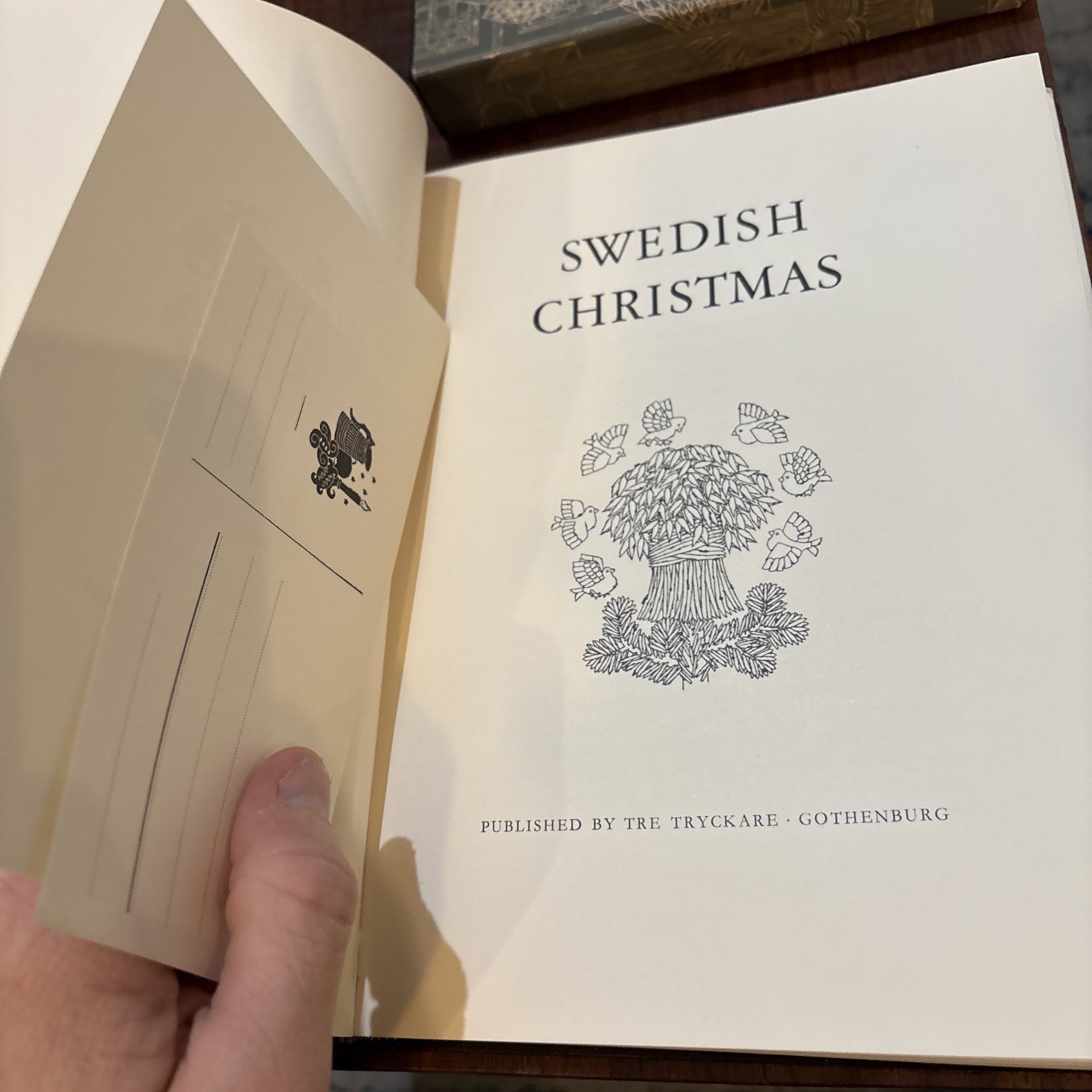SWEDISH CHRISTMAS By Ewert Cagner Published by Tre Tryckare K4