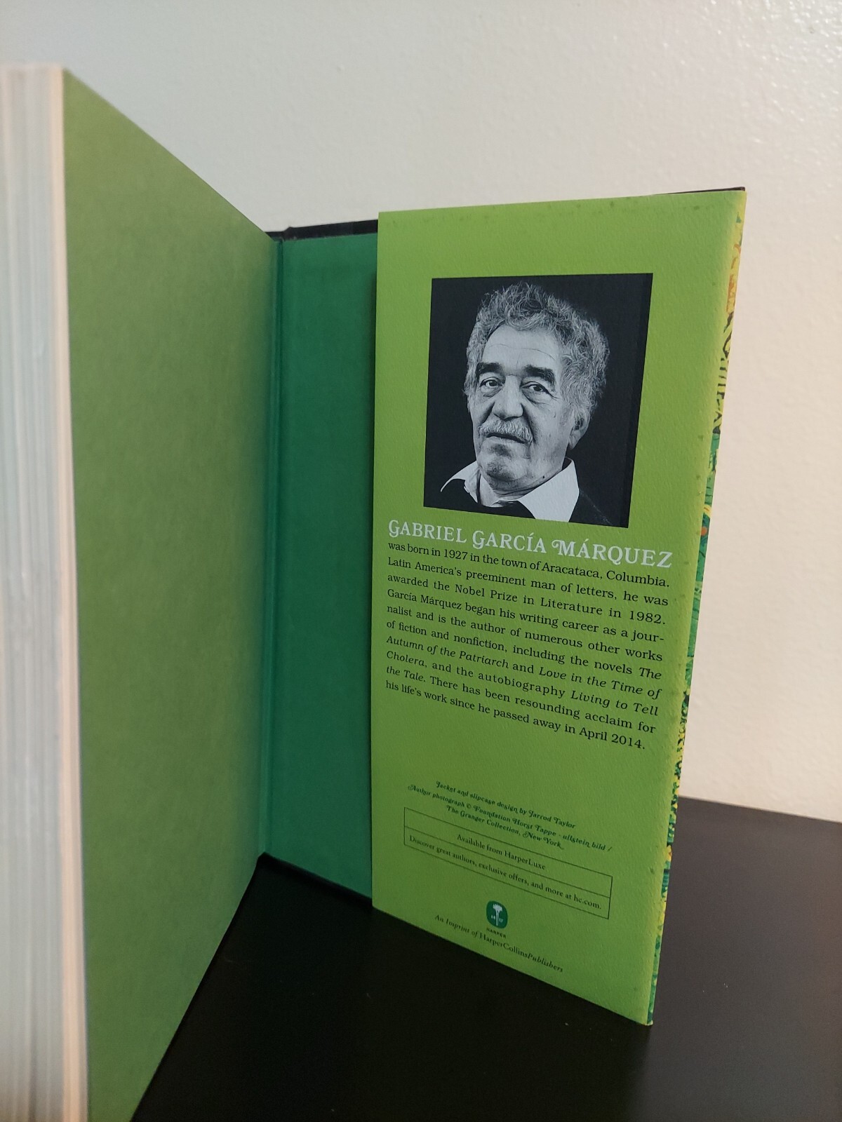 One Hundred Years of Solitude Slipcased Edition by Gabriel García Márquez (2014,