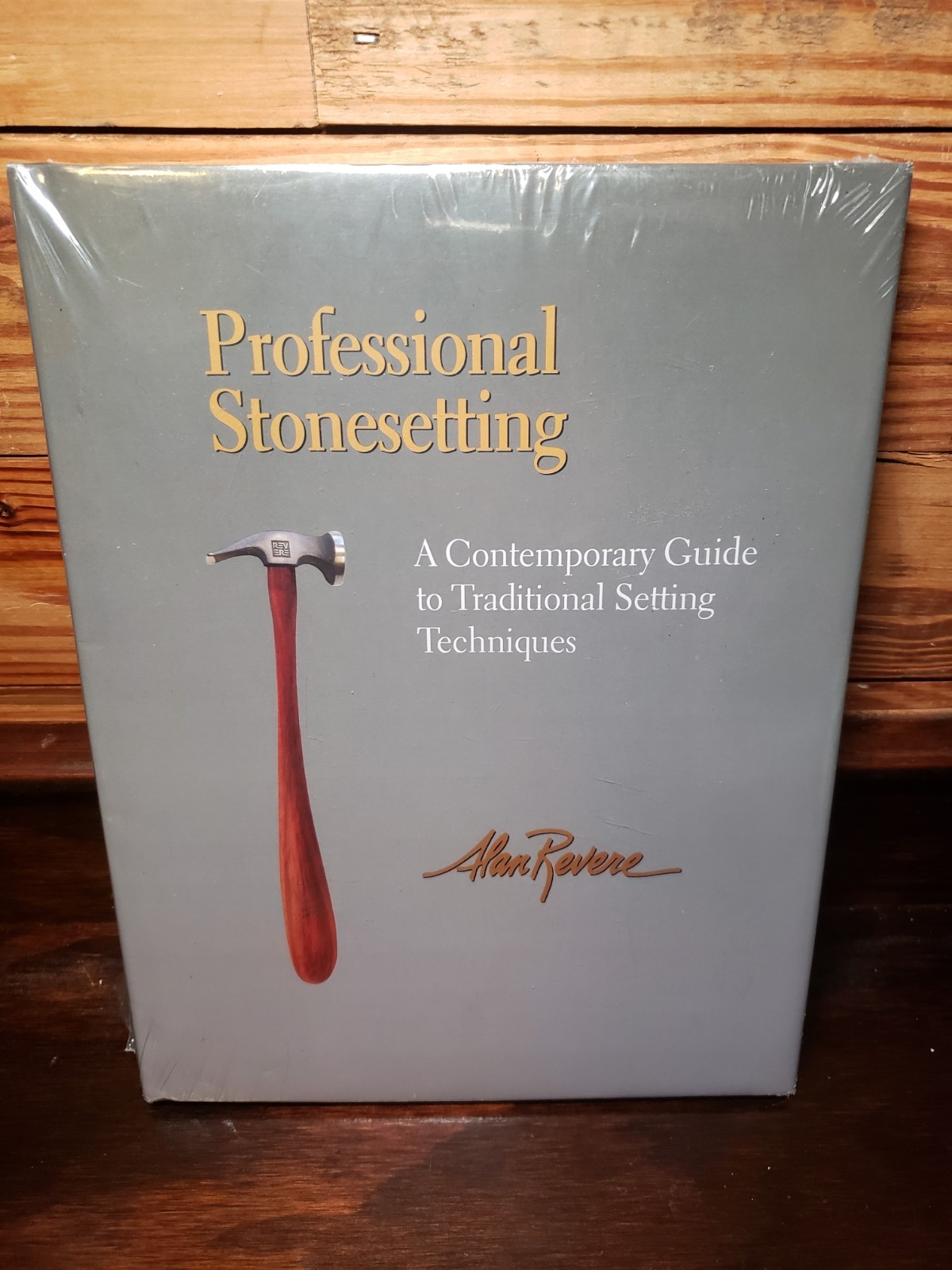 Professional Stonesetting by Alan Revere, Pre Owned In Exellent Condition.