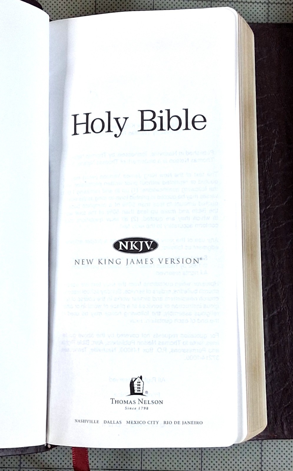 NKJV Holy Bible Compact Edition Bonded Leather Burgundy by Thomas Nelson Read!