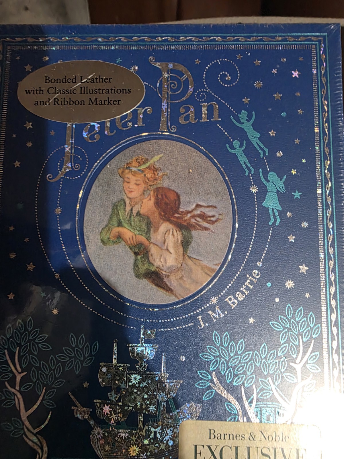 Barnes & Noble Exclusive Peter Pan by J.M. Barrie HC Bonded Leather Illus