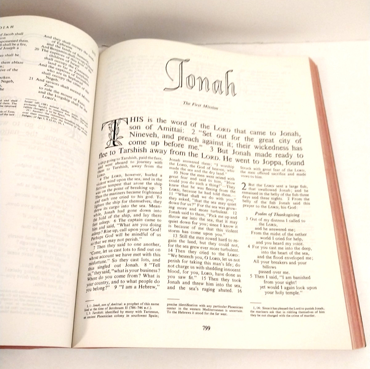 Holy Bible The New American Bible (NAB) Catholic Press World Softcover 1970/71