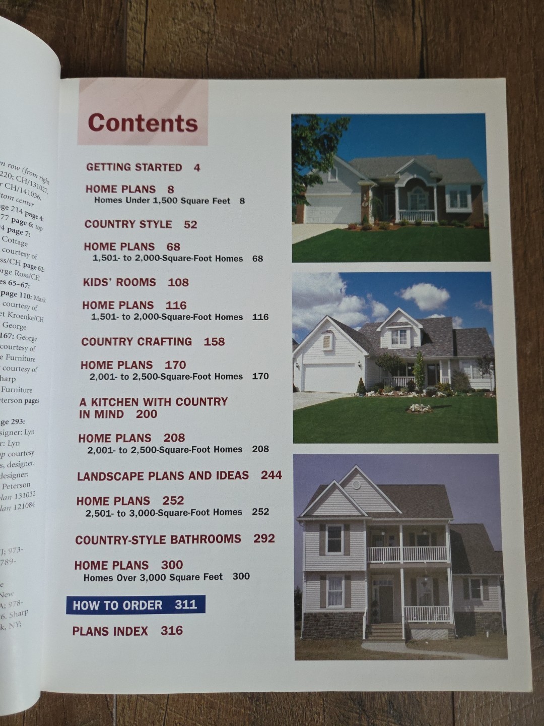 Country & Farmhouse Home Plans (Lowes) – Paperback – GOOD