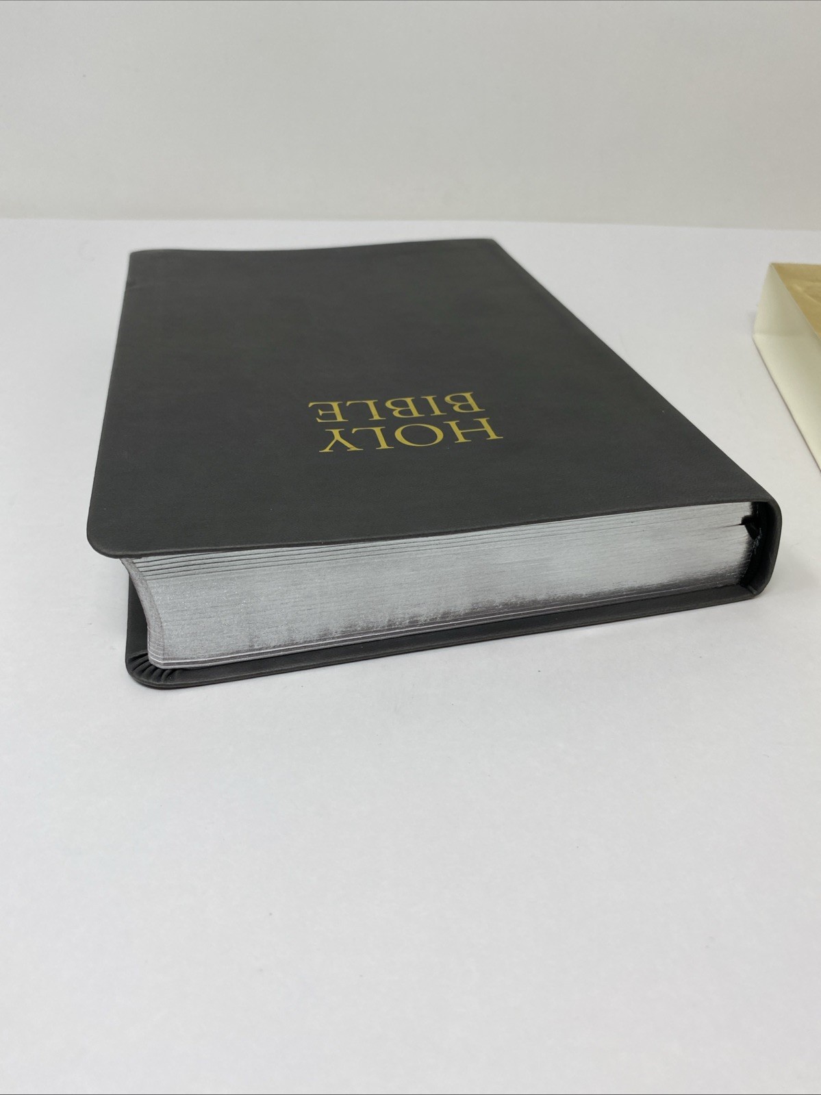 KJV Giant Print Bible (2014, Charcoal Simulated Leather) – TGS International