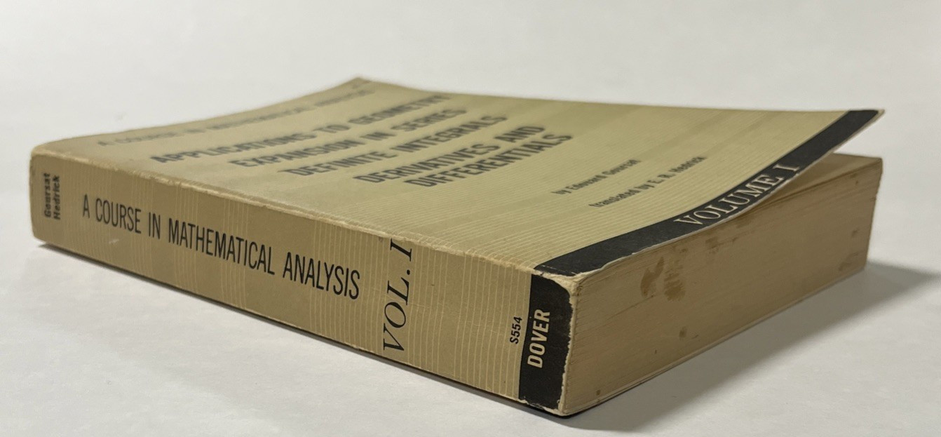 Applications to Geometry Expansion in Series Definite Integrals..Goursat 1959 PB