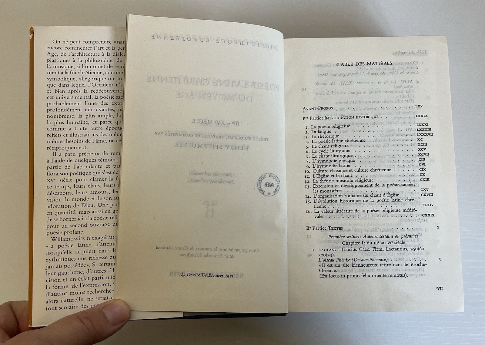 Poesie latine chretienne du Moyen Age Desclee De Brouwer, 1971, HC/DJ