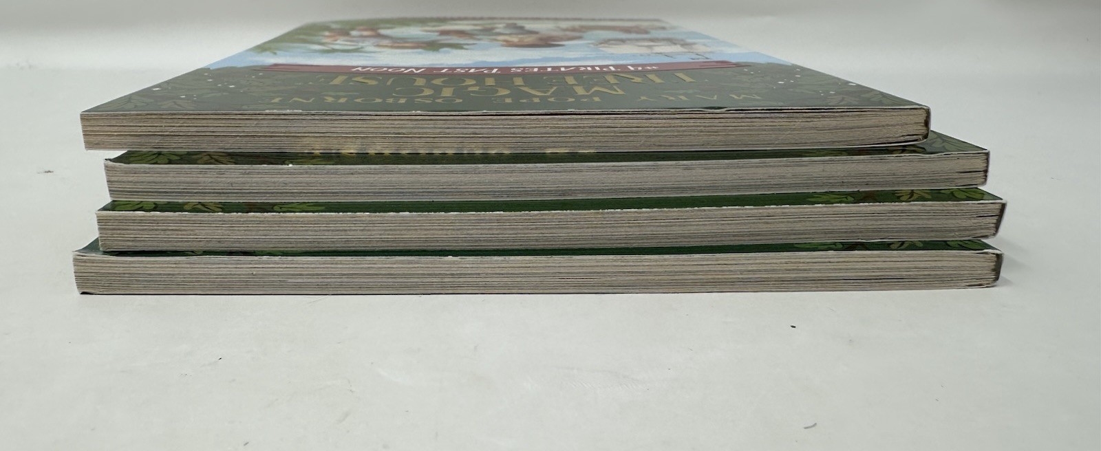 Magic Tree House Books 1-4 Series Set by Mary Pope Osbourne NEW