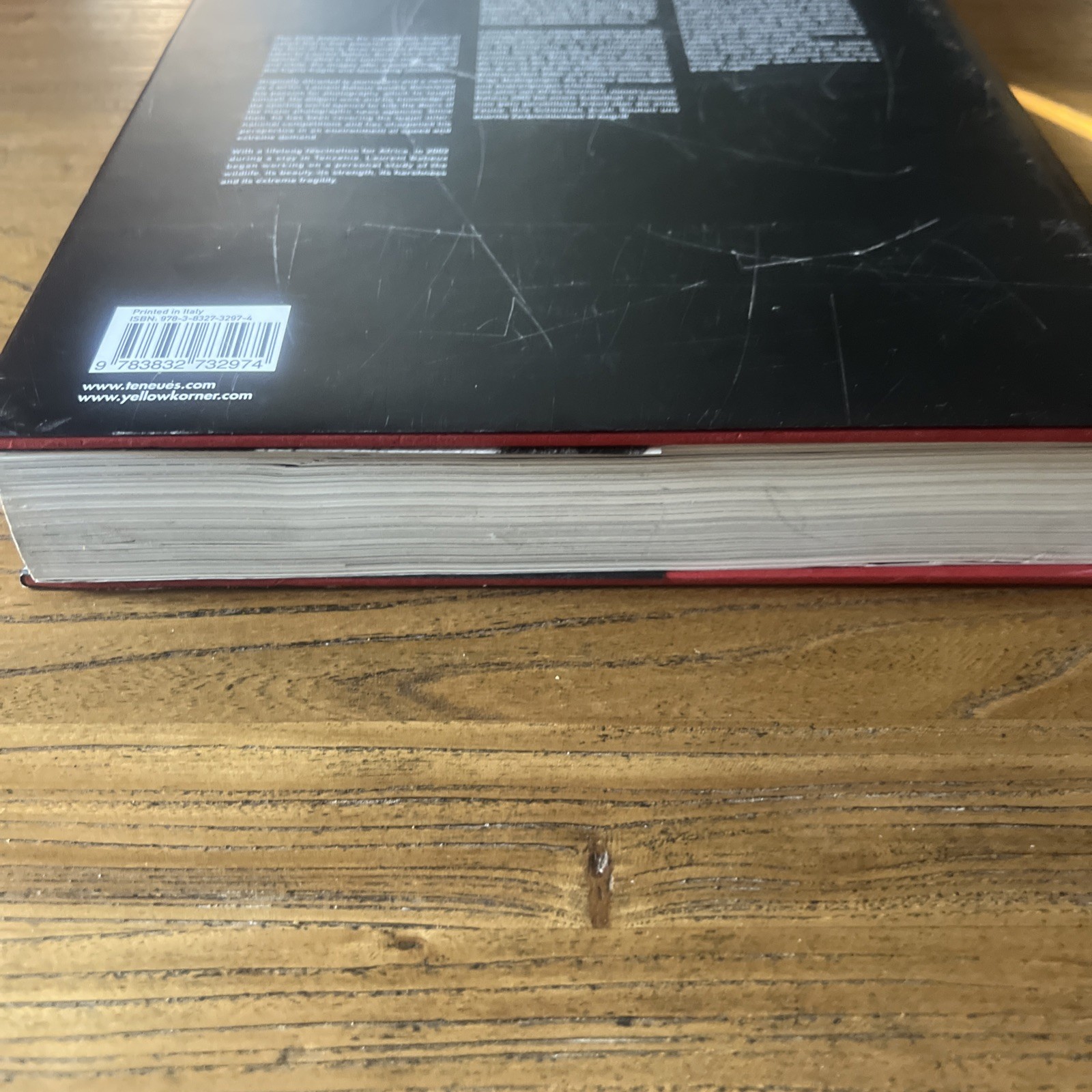 THE FAMILY ALBUM OF WILD AFRICA By Laurent Baheux – Hardcover teNeues DAMAGED
