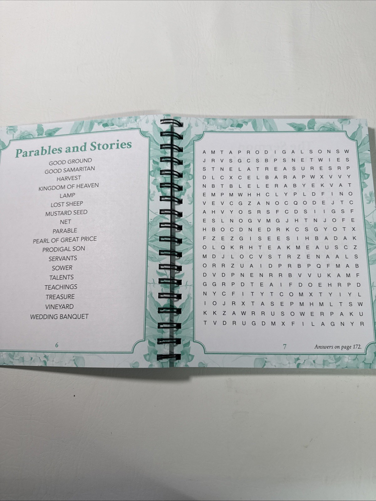 Brain Games – Large Print Bible Word Search: The Words of Jesus