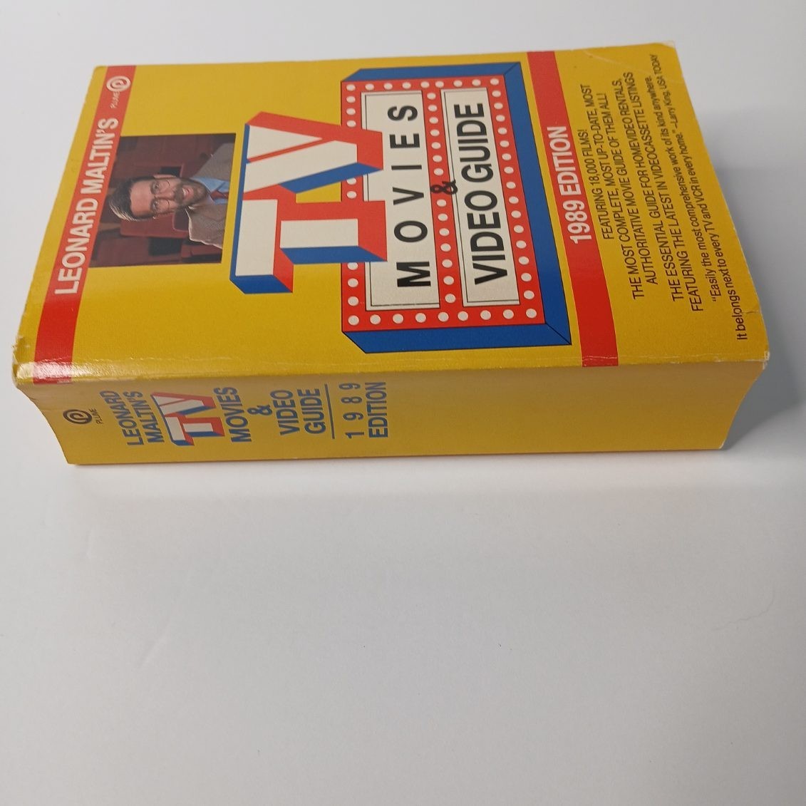 Leonard Maltin’s TV Movies & Video Guide 1989 Edition, Paperback 1,222 pages