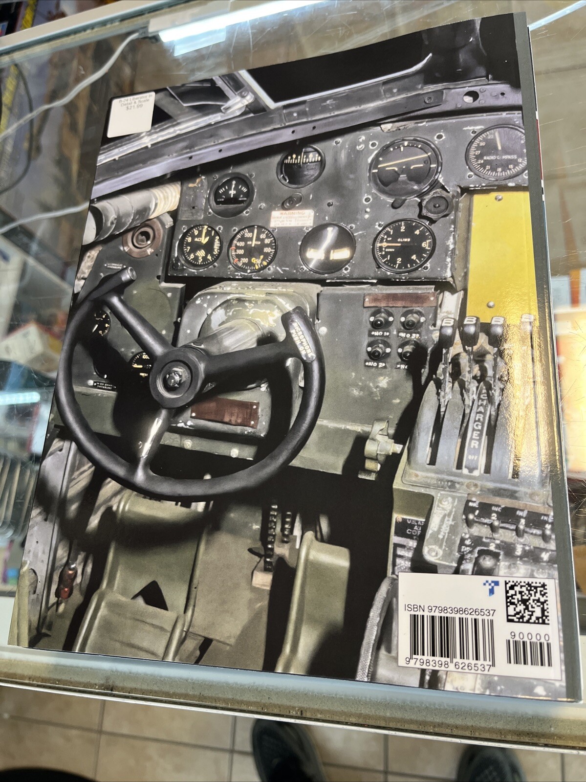 B-24 Liberator In Detail & Scale 6537