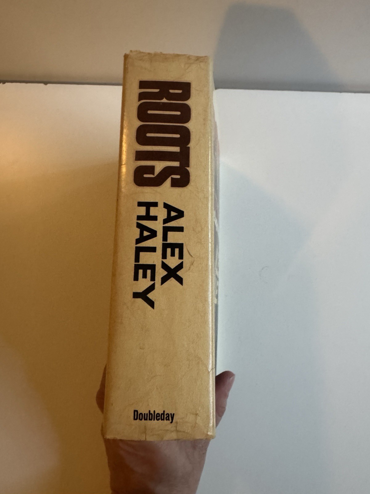 Roots Alex Haley 1976 HCDJ Early Edition Doubleday Classic Historical -Free Ship