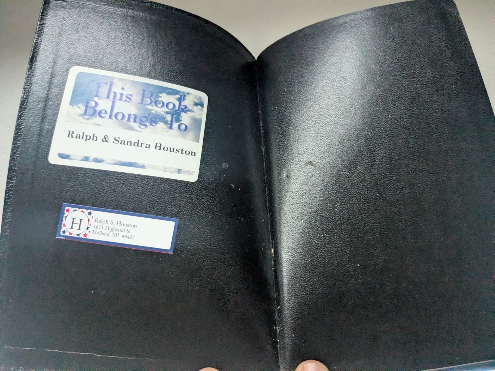 Living Faith Bible: NLT – Black Bonded Leather – New Living Translation
