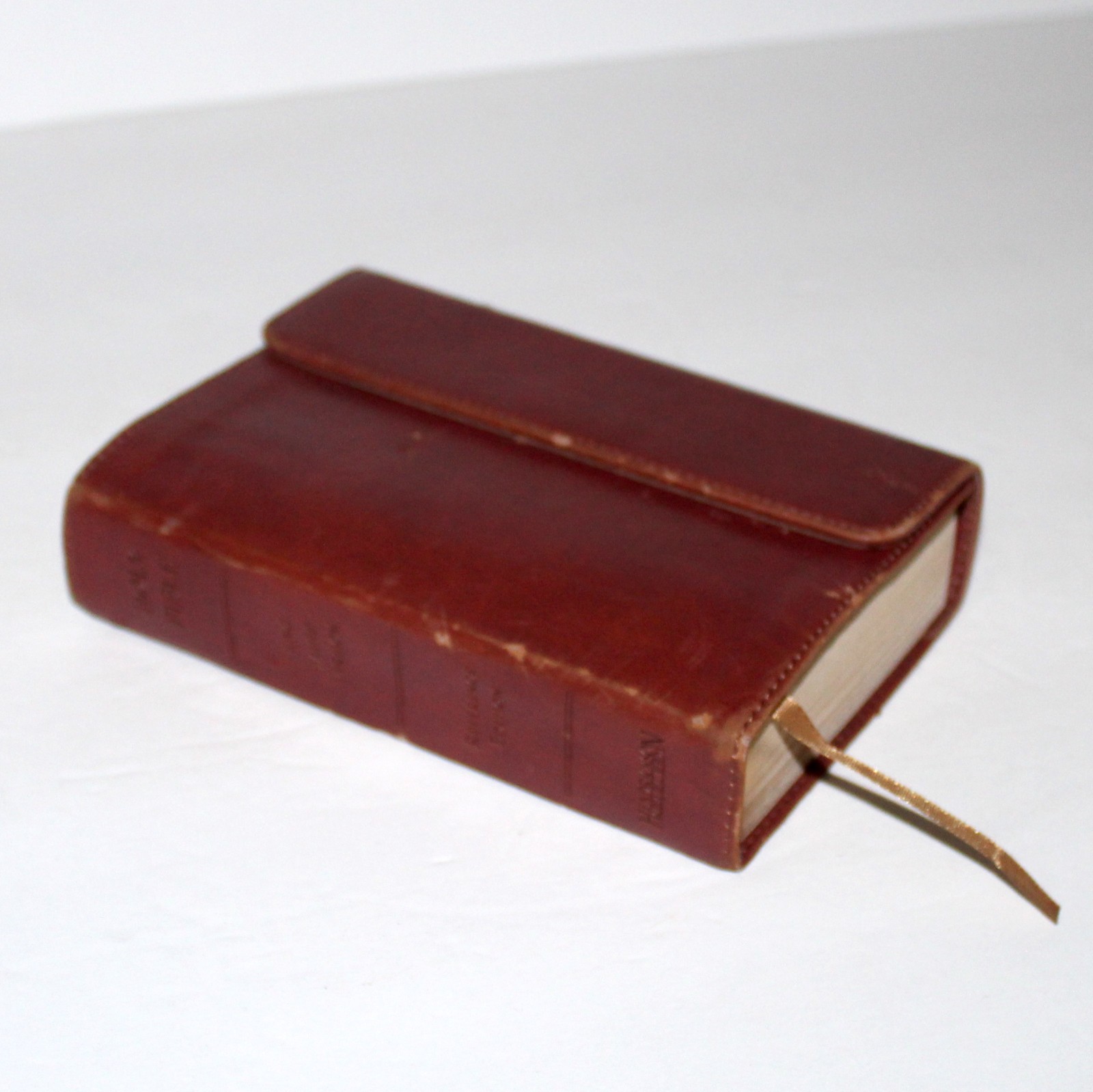 Holy Bible KJV Reference Edition Hendrickson faux leather flap