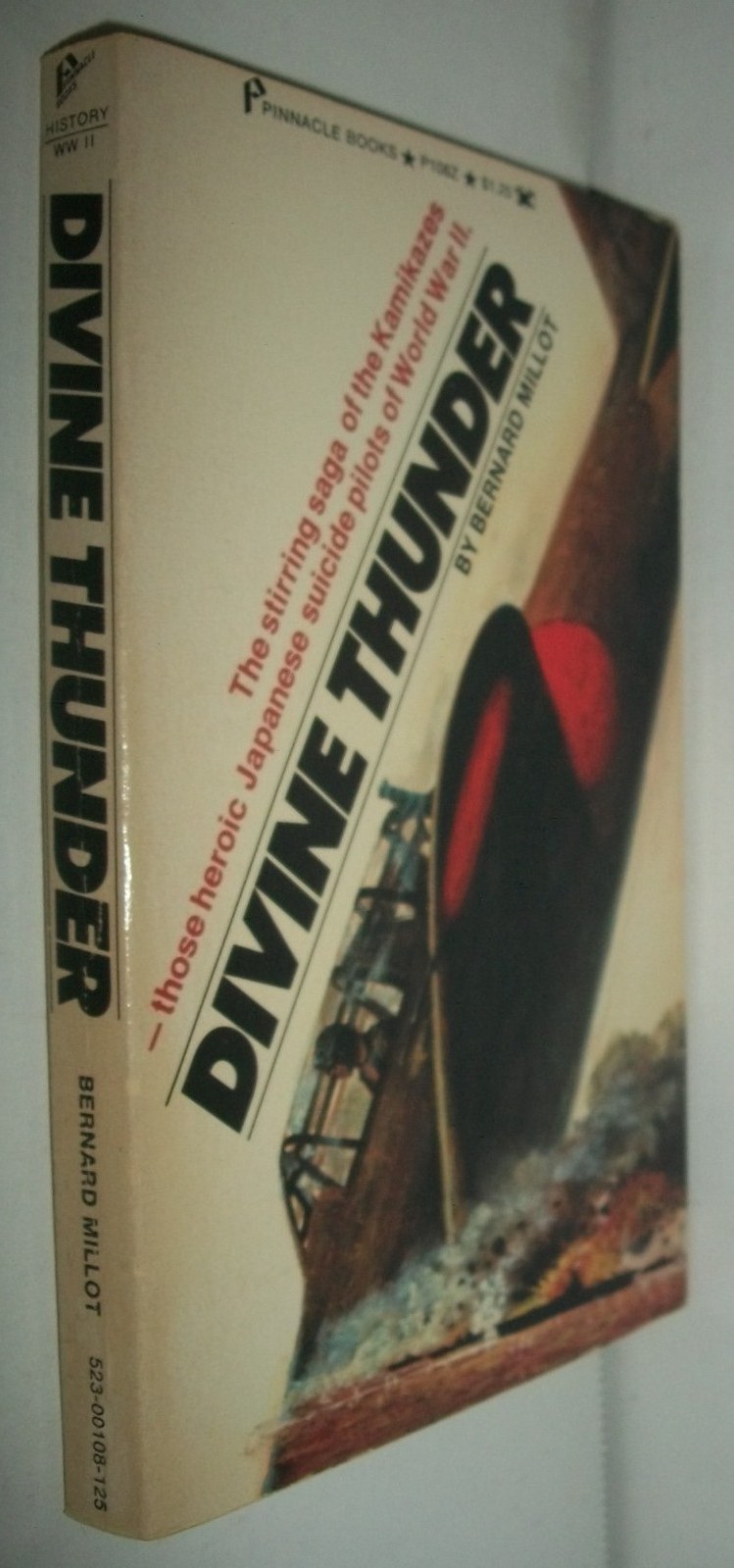 Divine Thunder by Bernard Millot WW2 index true 1st 1972 Pinnacle P108Z $1.25 VG
