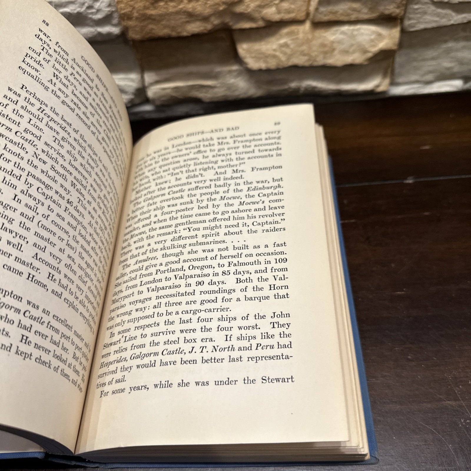 Sea Dogs Of To-Day By A. J. Villiers Henry Holt And Company 1931 First Printing