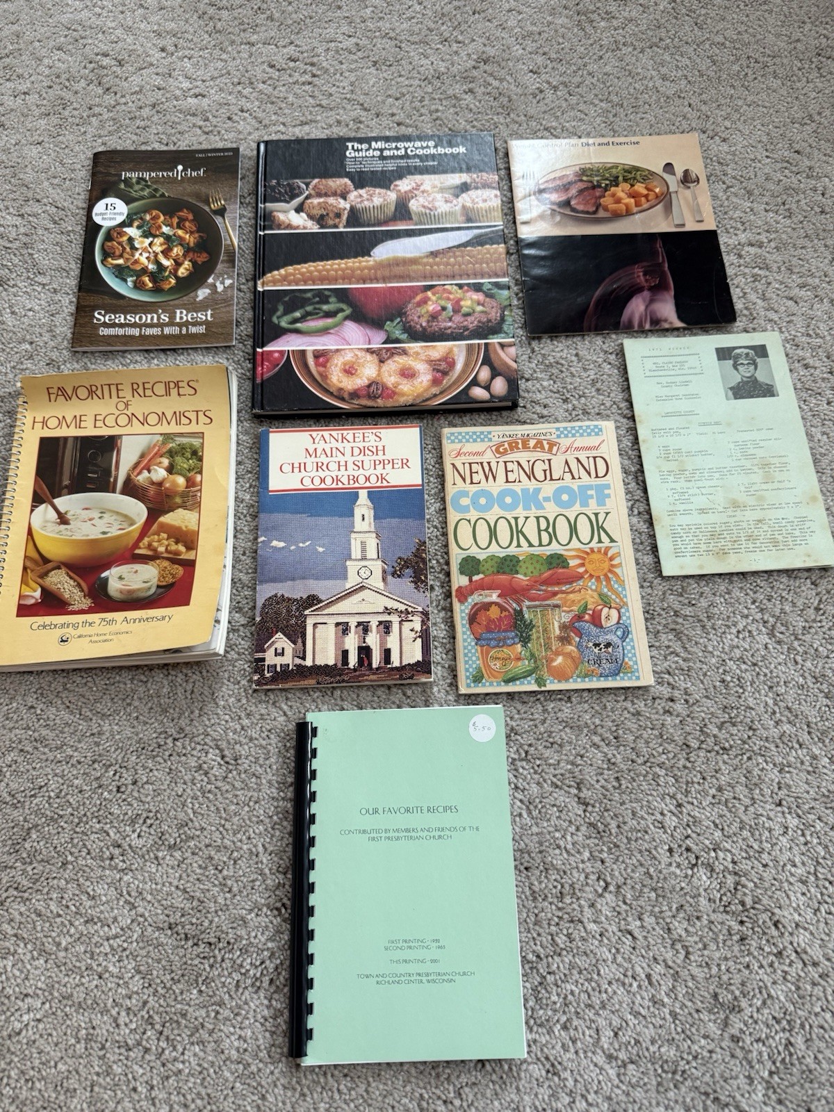 Lot Of 7 Miscellaneous Vintage Church Cookbooks Home Economics & Pampered Chef