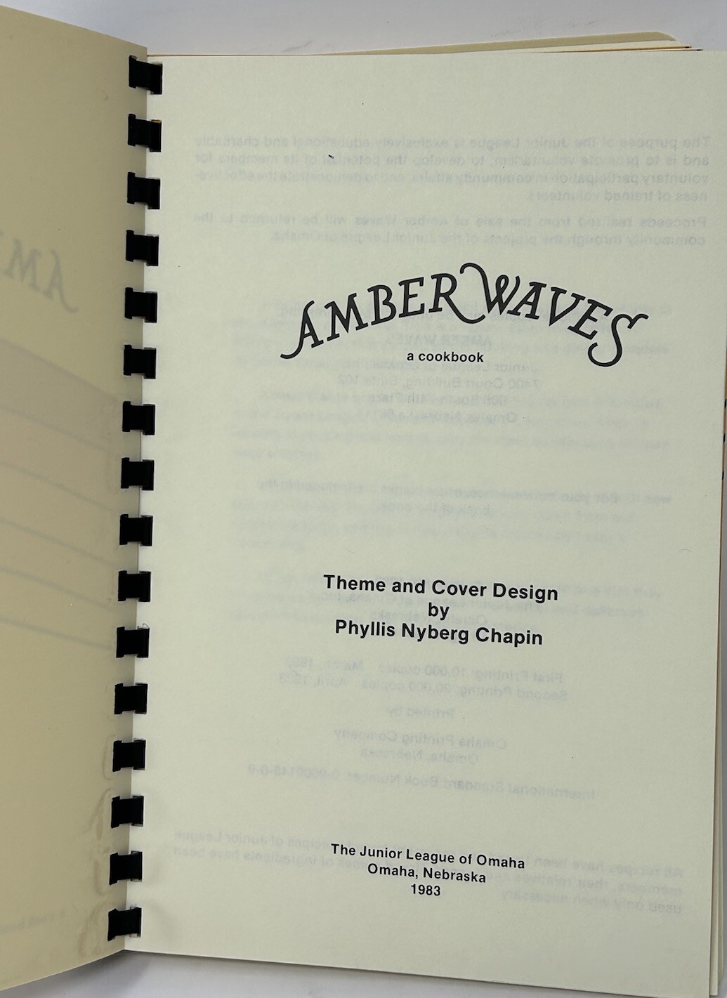 Cookbook Amber Waves Nebraska Junior League of Omaha 332 pages recipes 1983 VTG