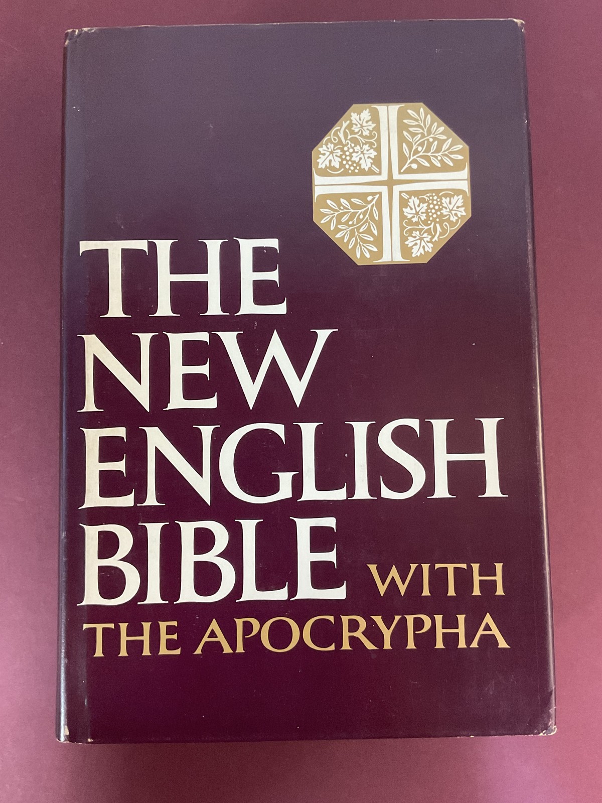 The New English Bible with The Apocrypha 1970 Oxford Cambridge University Press
