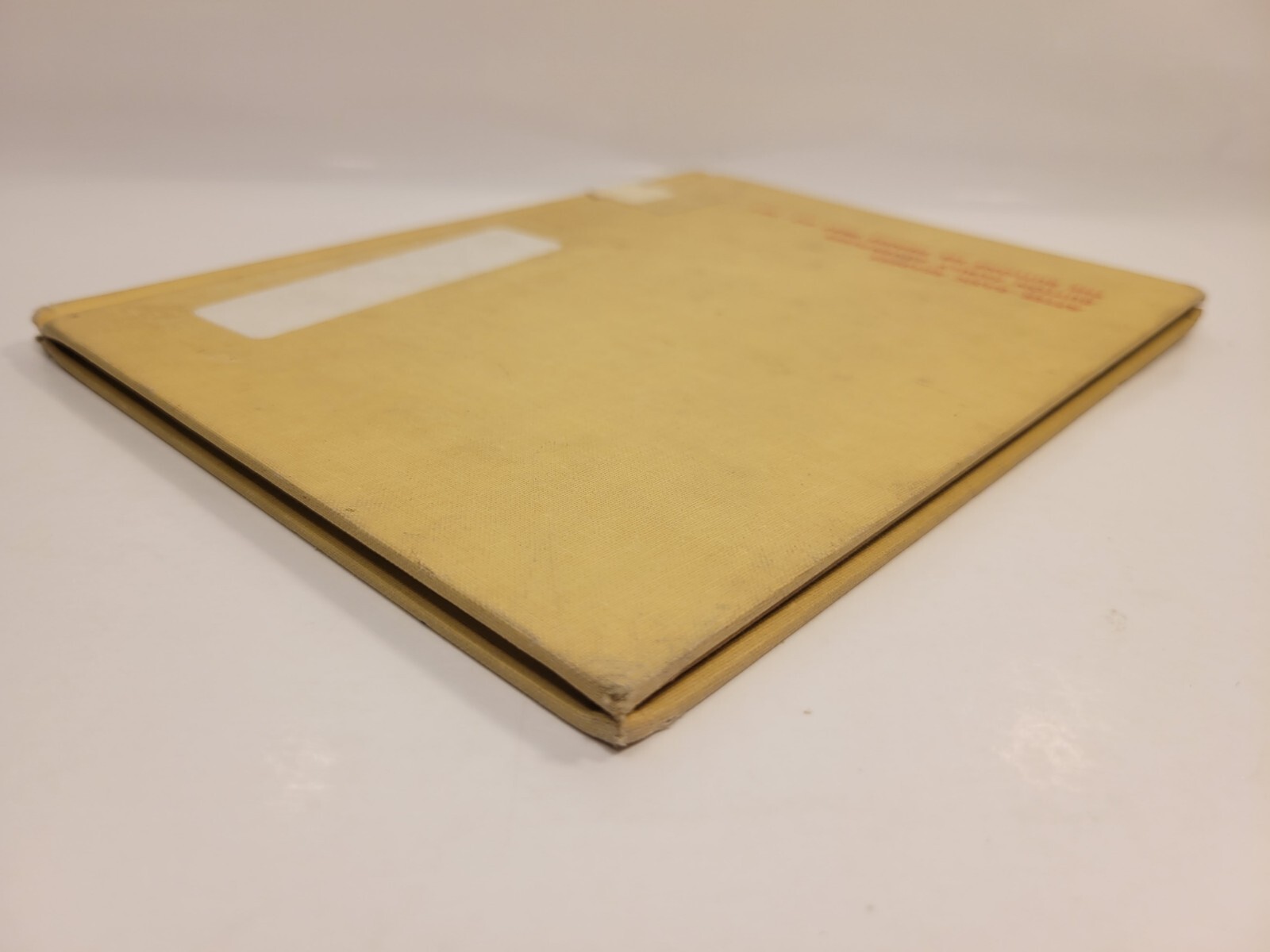 McCall, Edith S. – The Buttons See Things That Go (The Button Books) – 1960 – HC