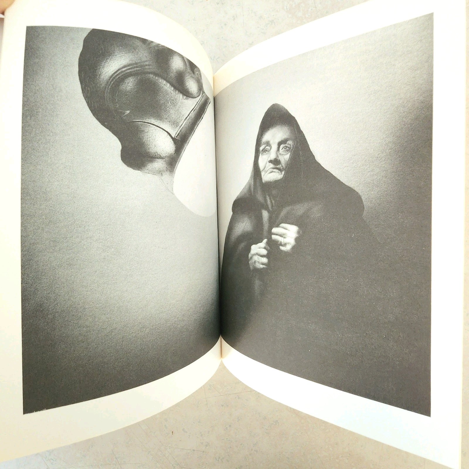 EYE Frank Herbert 1st Book Club Ed 1985 HC Early Printing Jim Burns Art RARE