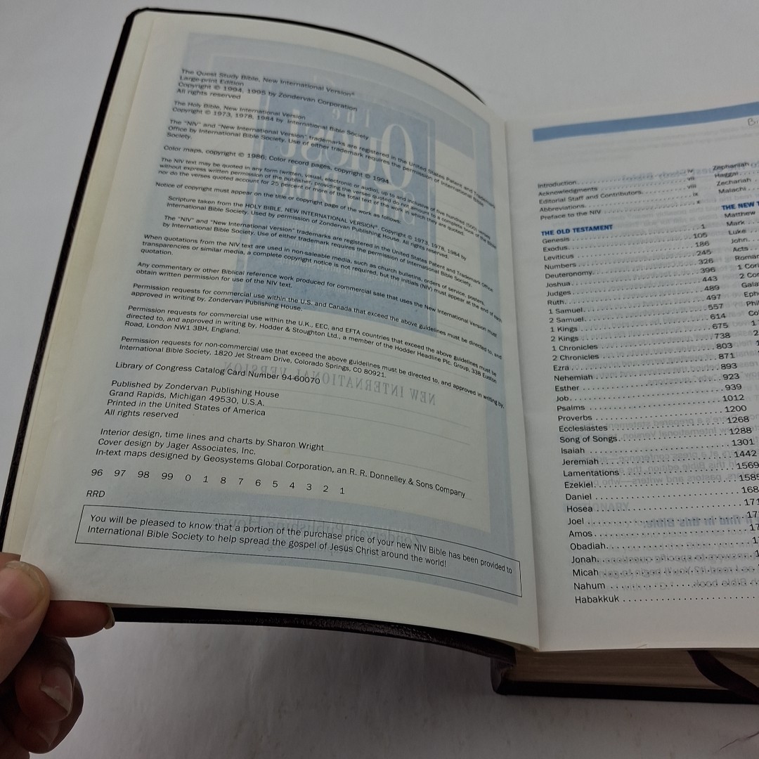 The Quest Study Bible New International Version Bonded Leather Large Print