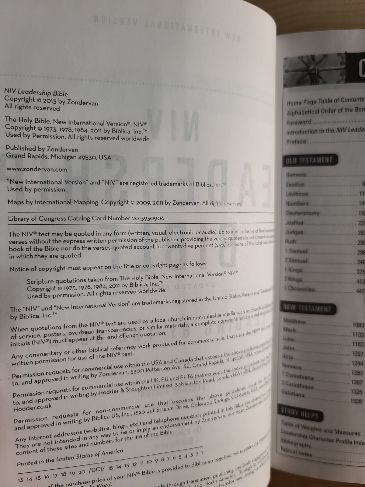 NIV Leadership Bible Updated Edition Leading By The Book Hardcover Zondervan