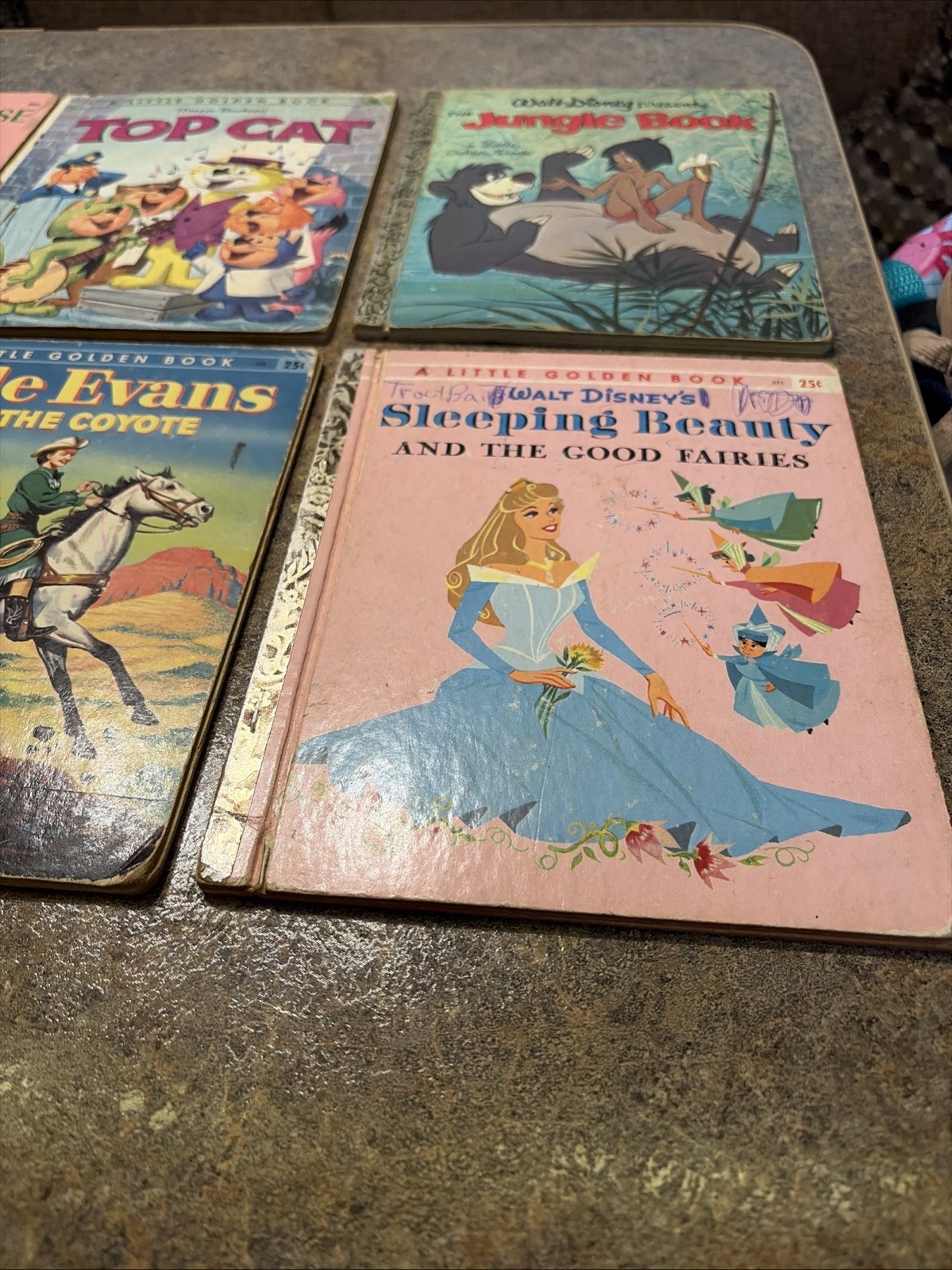 VTG LITTLE GOLDEN BOOKS LOT OF 8 Hardcover BOOKS