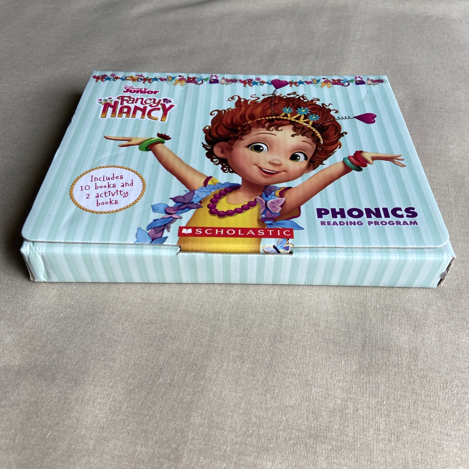 Fancy Nancy: Phonics Reading Program 2-12 (Disney Jr. Book Box Set) Sight Words