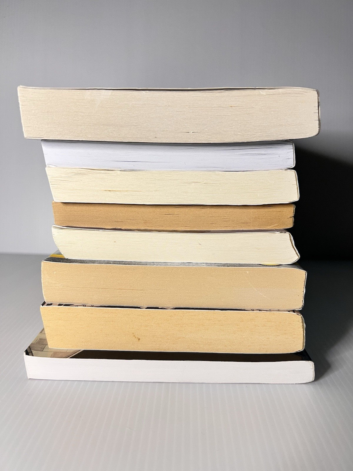 Lot Of 8 Mixed Authors Crime / Mystery / Thriller Paperback Books