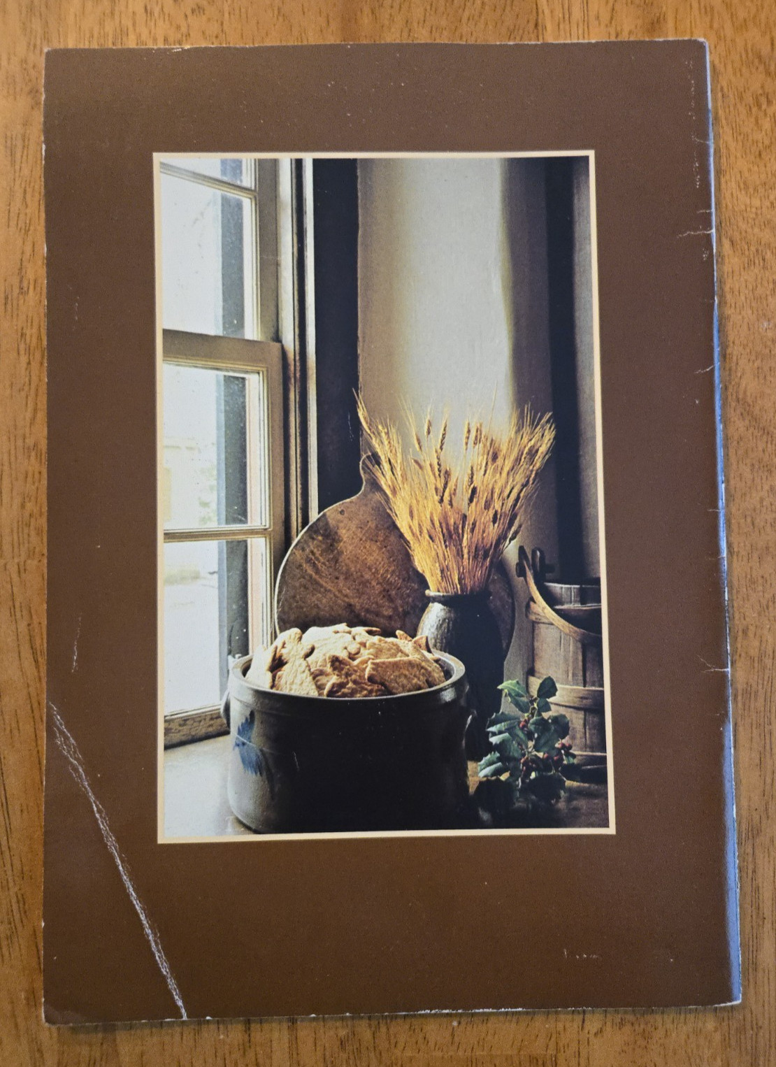 Lot of 8 American Cuisine Cookbooks / Booklets / Mags: Williamsburg, Salem, Amis