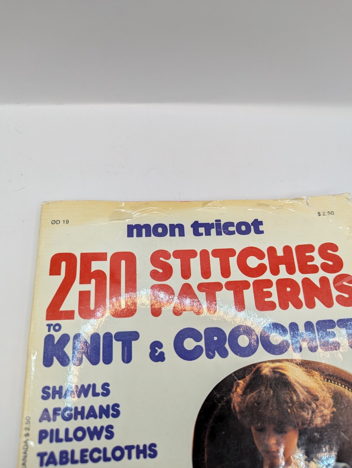 Vintage 1972 Mon Tricot 250 Stitches Patterns to Knit & Crochet Book 131 Pages