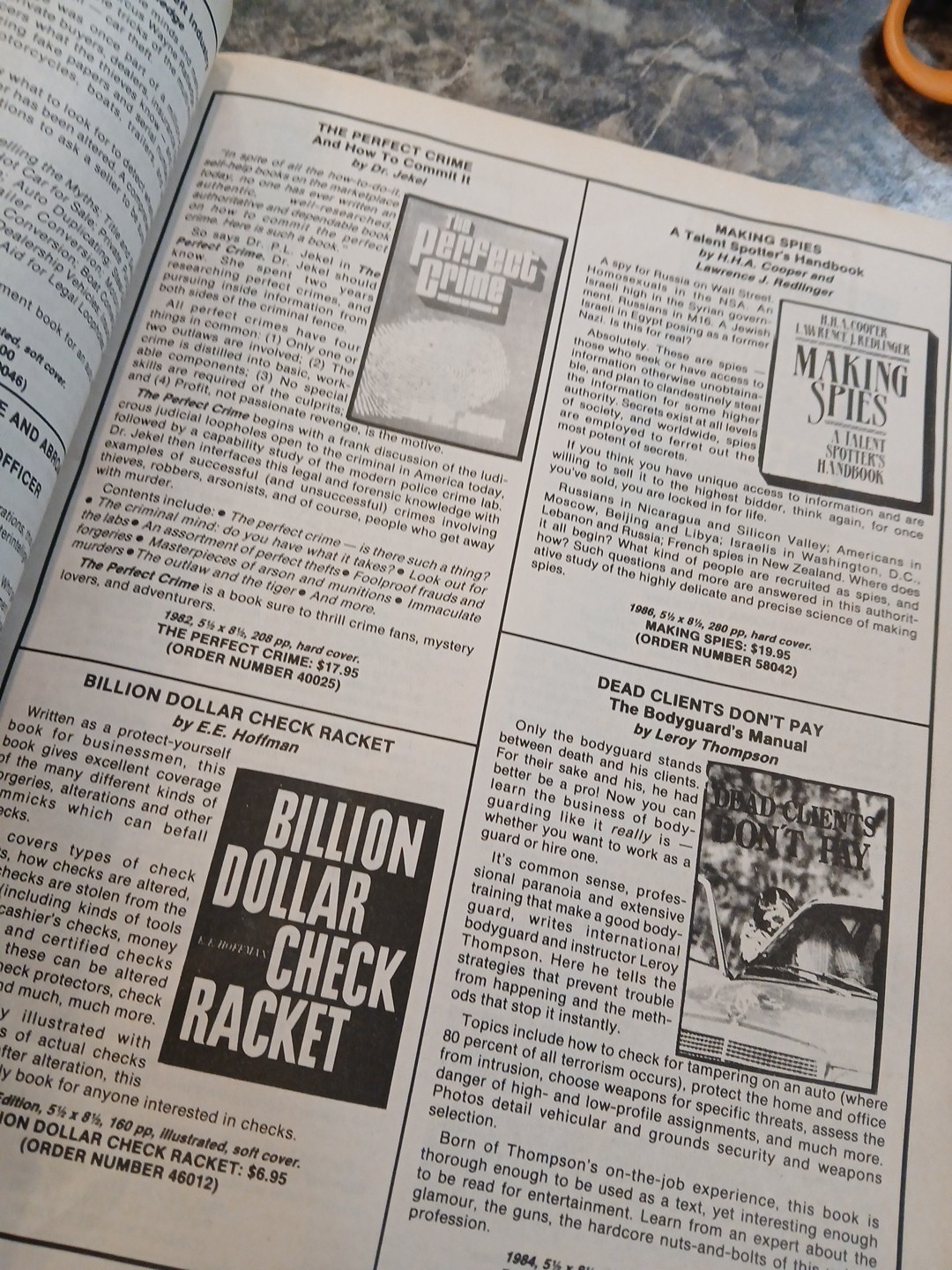ROBERT ANTON WILSON Two articles in LOOMPANICS Unlimited book catalog 1989 VG