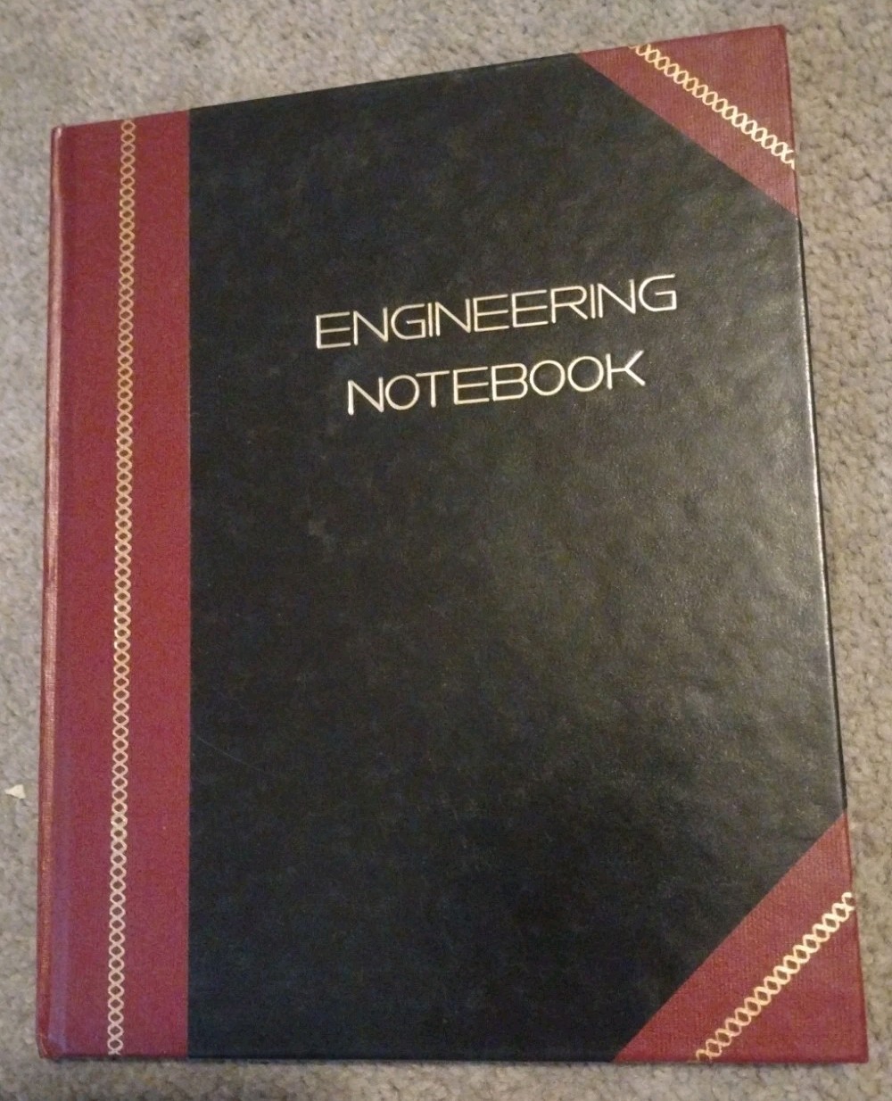 Engineering Notebook: Graph Paper Notebook for Students / Grid Format Hardback