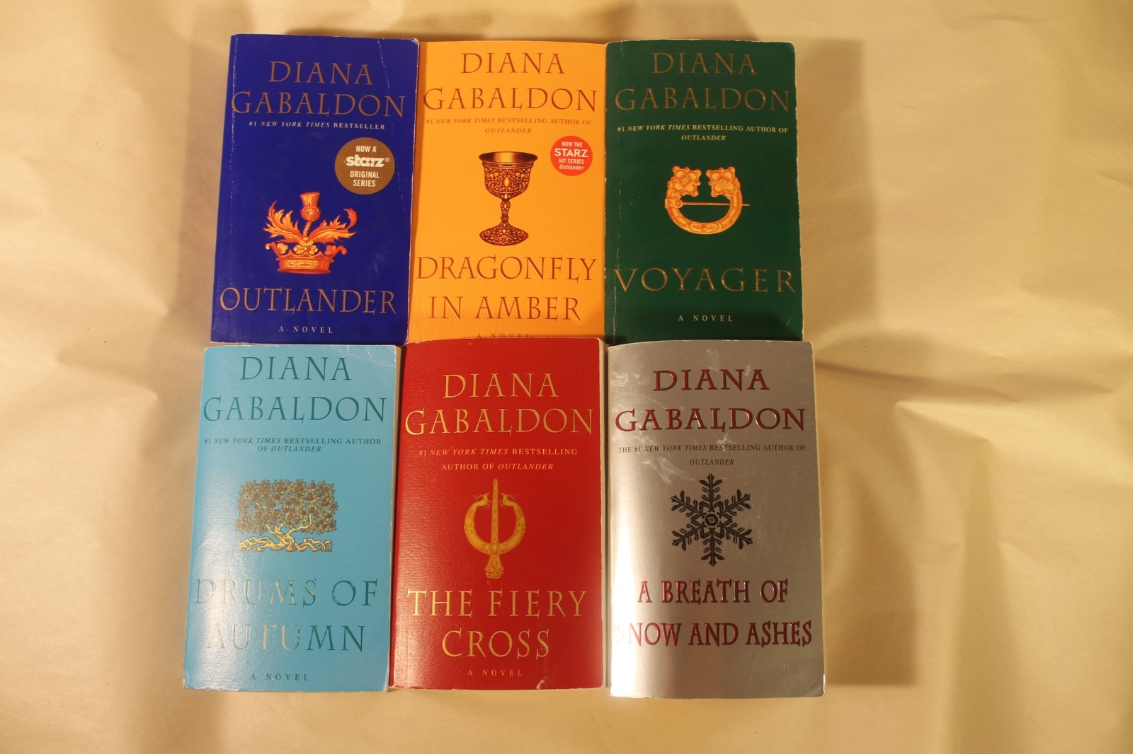 Outlander, Dragonfly in Amber, Voyager, Drums of Autumn + by Diana Gabaldon