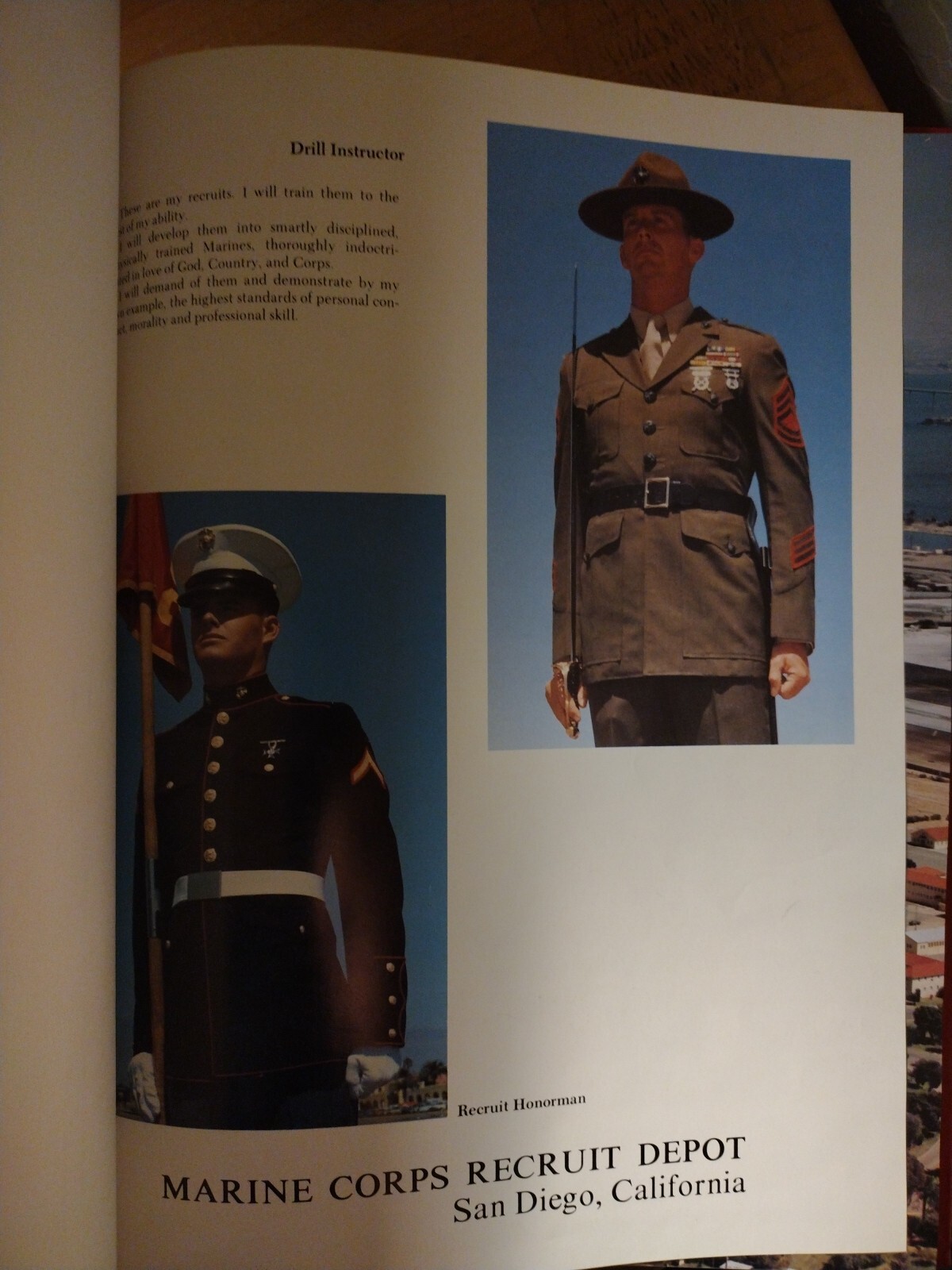 1982 MARINE CORPS Recruit Depot. 1st Bn Pltn 1010. Grad April 1982. HC
