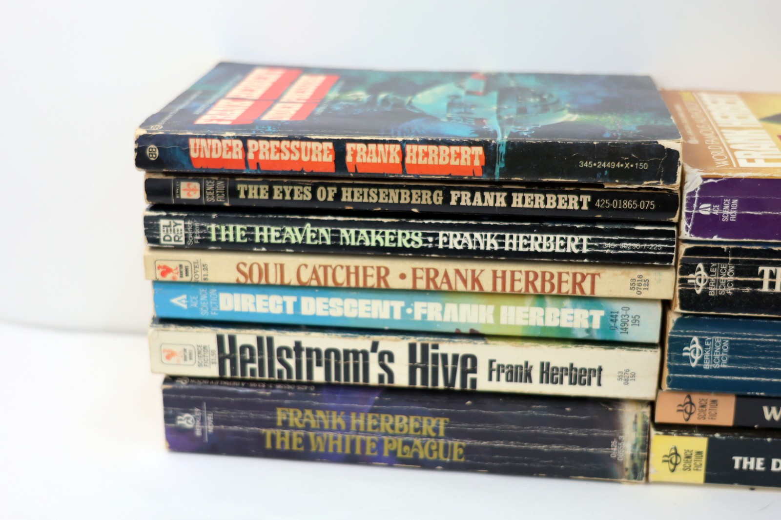 Frank Herbert Paperback Sci-fi Book Lot of 21 -Soul Catcher,Dosadi, & Dune Books