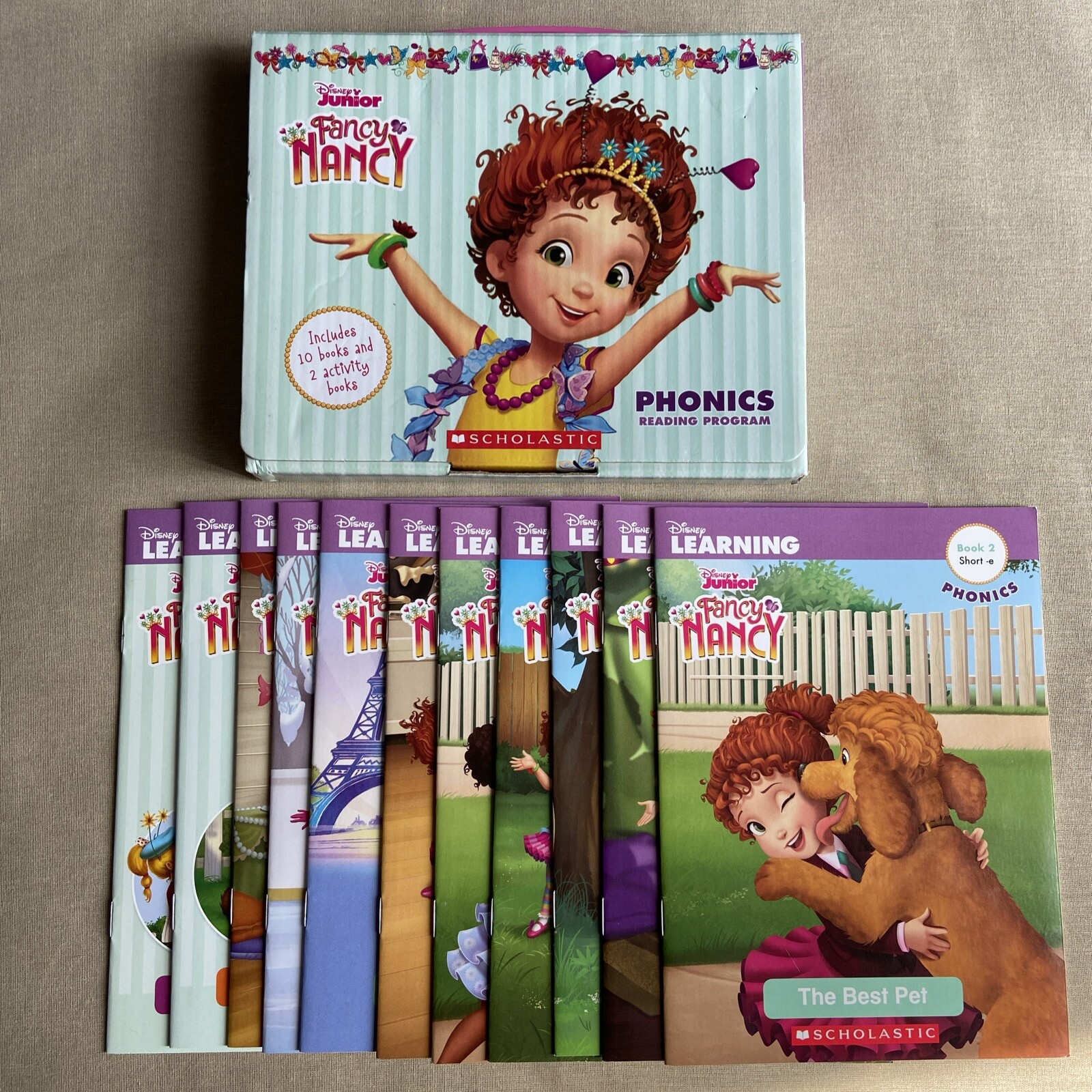 Fancy Nancy: Phonics Reading Program 2-12 (Disney Jr. Book Box Set) Sight Words
