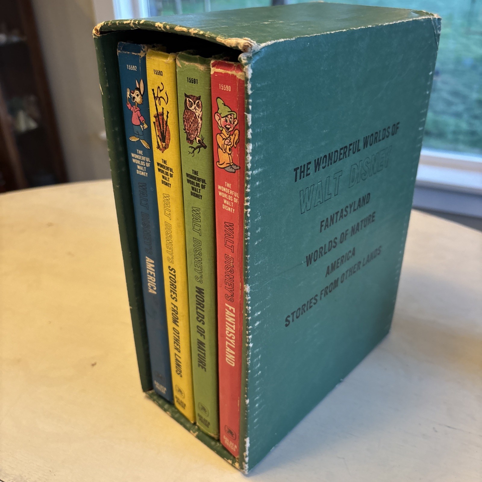 VTG The Wonderful Worlds of Walt Disney 4 Book Boxed Set Golden Press 1965 👑👑
