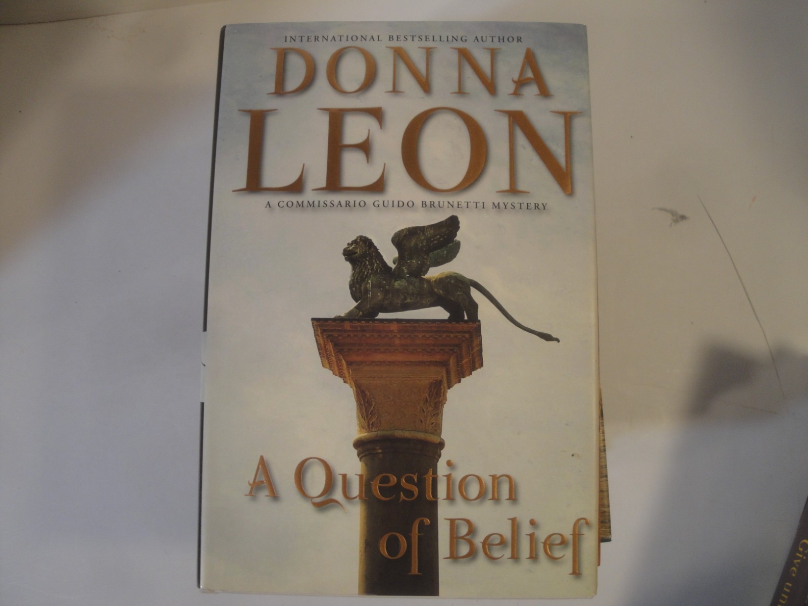 Donna Leon HC/DJ/ Lot: A Commissario Guido Brunetti Mystery/ LOT OF 12