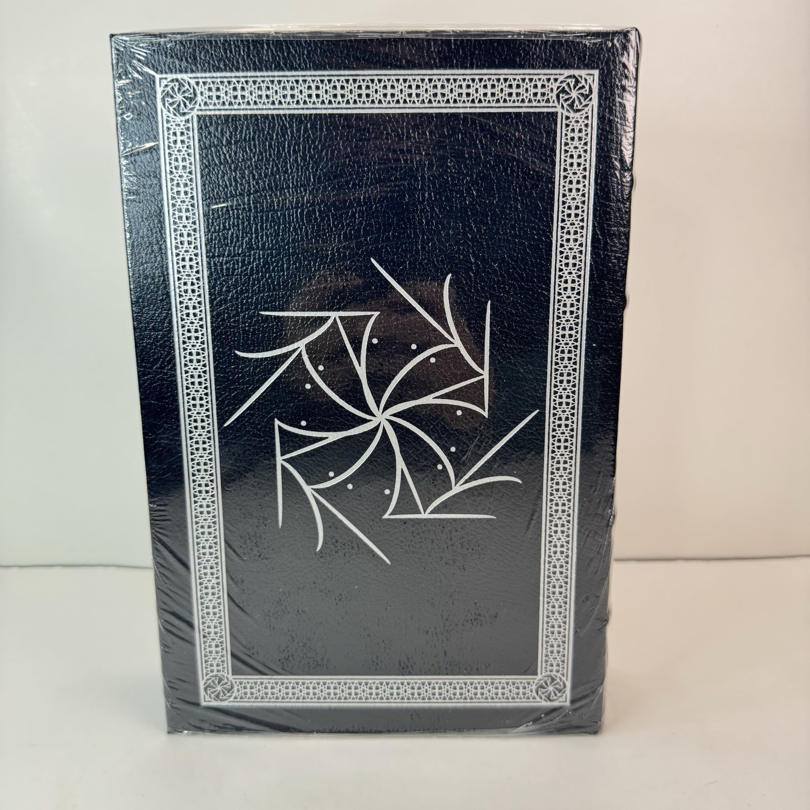 SIGNED Leather bound ELANTRIS 10th Anniversary Edition Brandon Sanderson SEALED