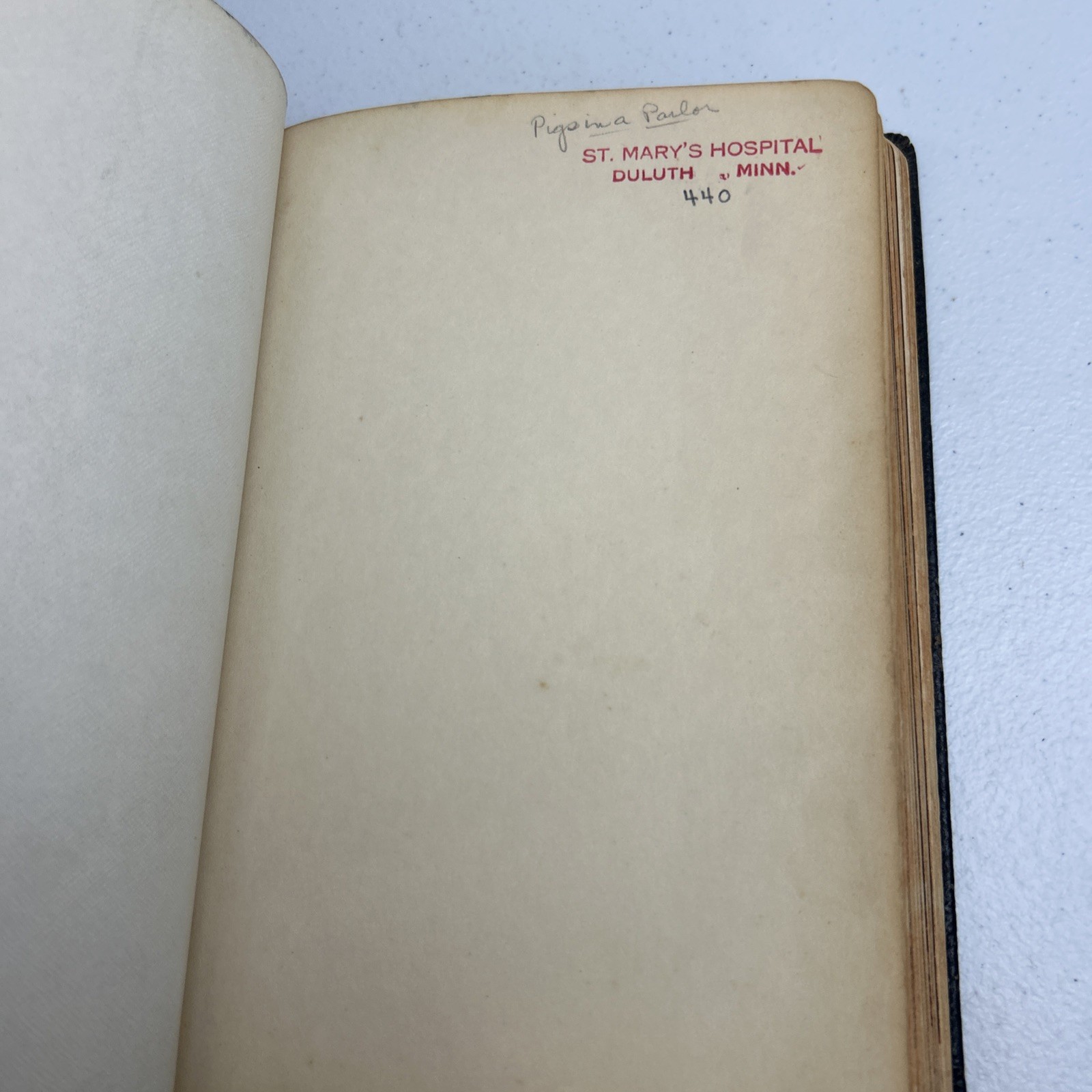 The New Testament Holy Land Edition 1952 Illustrated Catholic Press